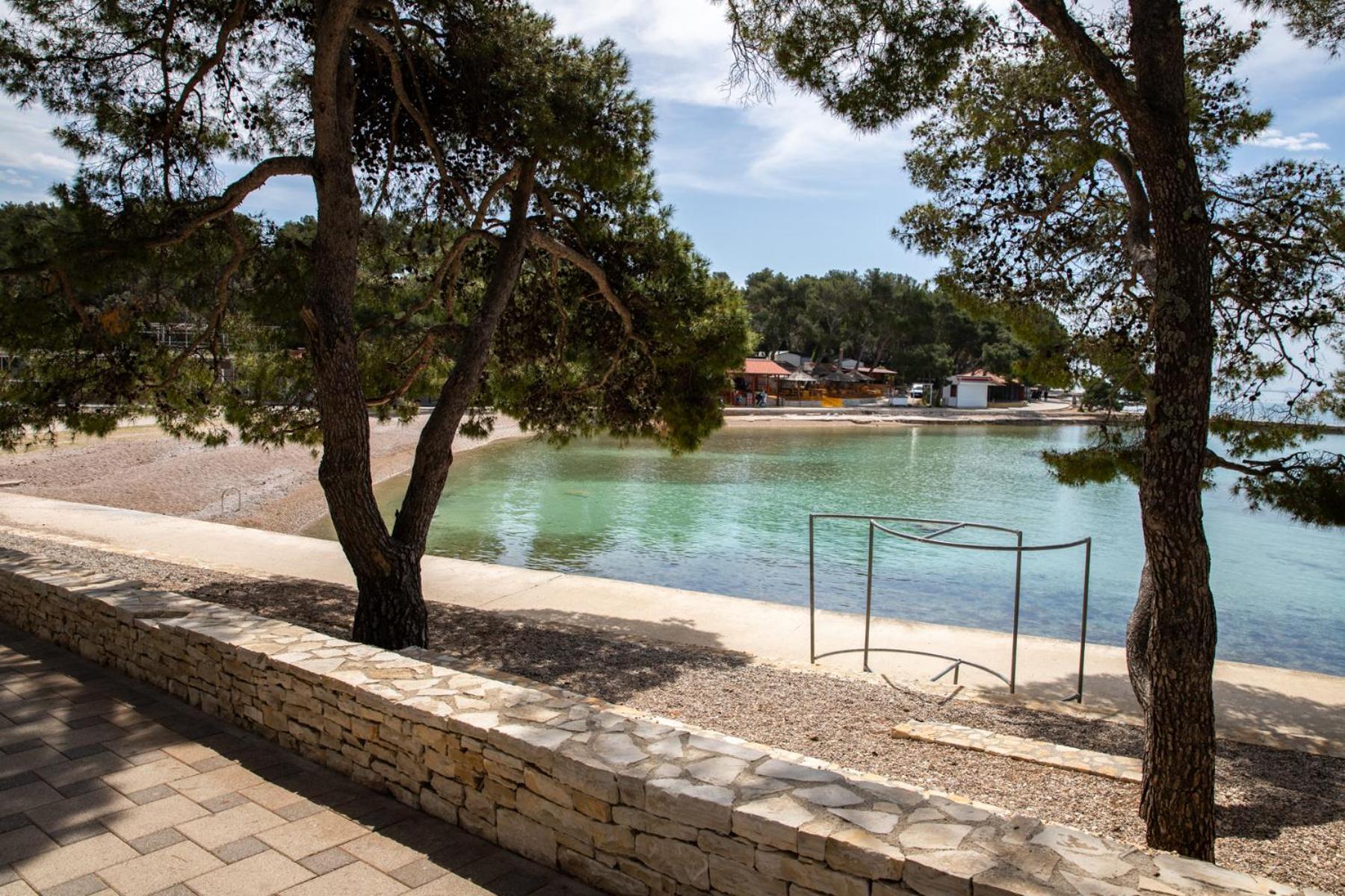 Apartmani Dina Biograd Na Moru Luaran gambar