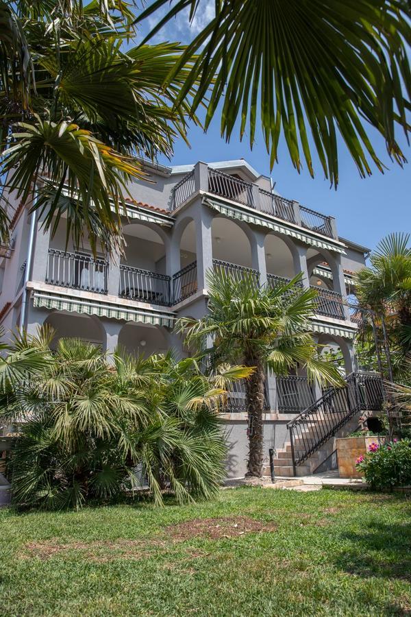 Apartmani Dina Biograd Na Moru Luaran gambar