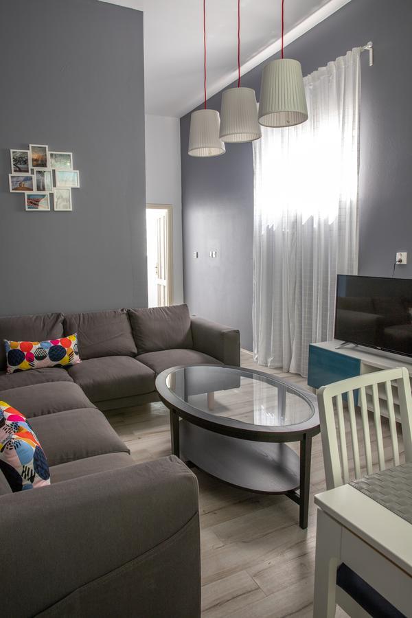 Apartmani Dina Biograd Na Moru Luaran gambar