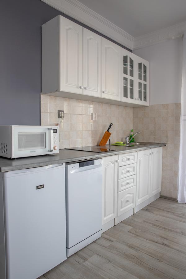 Apartmani Dina Biograd Na Moru Luaran gambar
